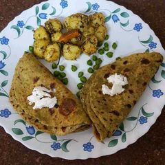 A picture of Chholiye Parantha.
