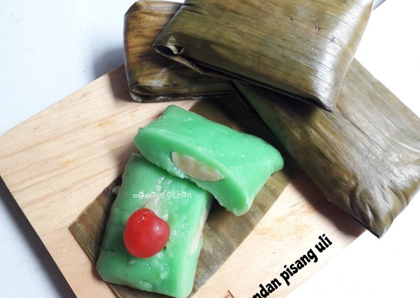 Nagasari pandan pisang uli