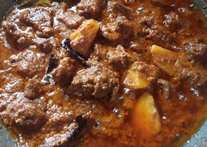 24. Rendang Daging