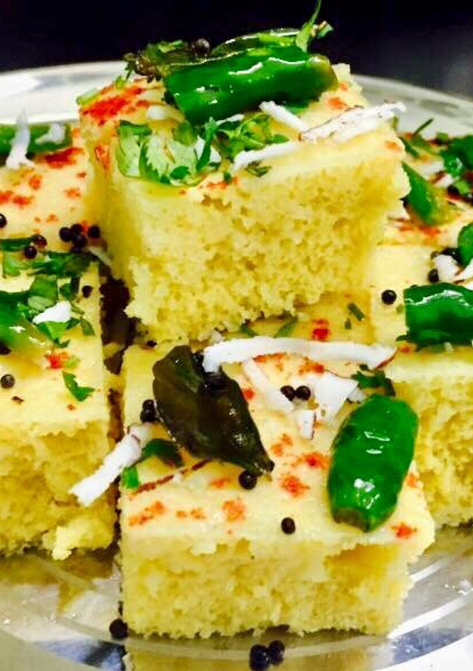 A picture of Khaman Dhokla.