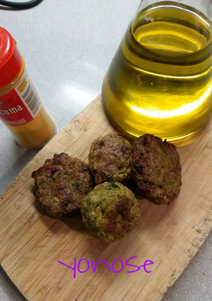 Una foto de Albóndigas de brócoli