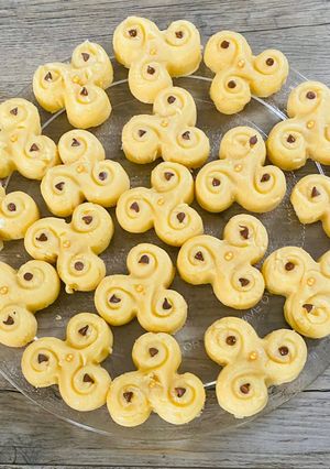 A picture of Popcorn barfi.