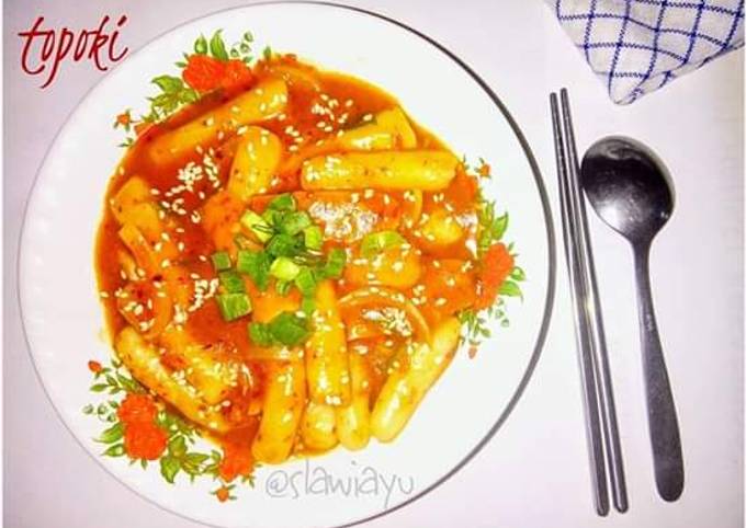 Resep: Topoki sederhana / kue beras korea dibuat dengan bahan lokal Menu Enak