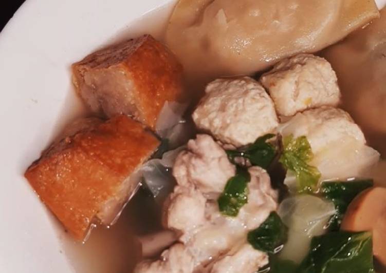 Langkah Mudah untuk Menyiapkan Sup ayam baso pangsit Anti Gagal