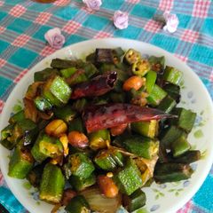 A picture of Bhindi groundnuts fry.