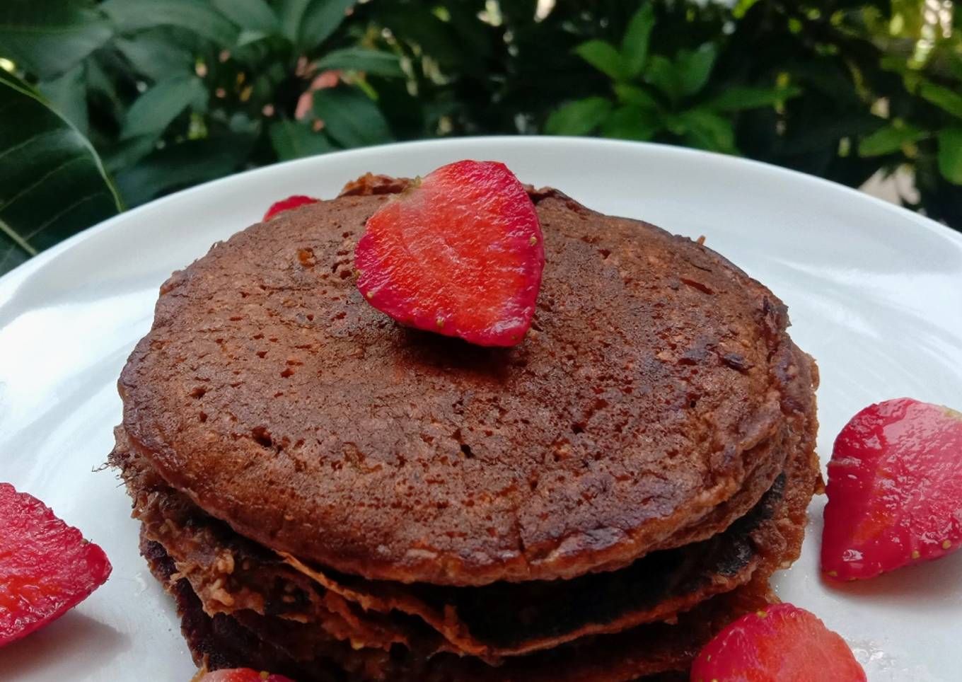 Banana oatmeal chocoprotein pancakes