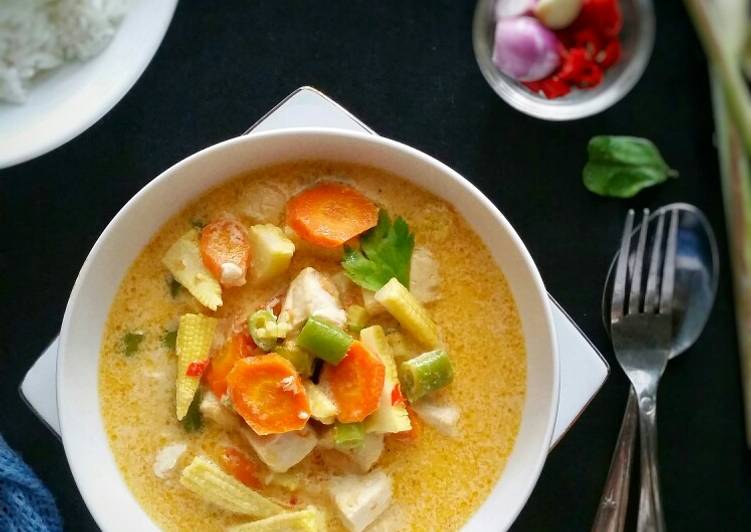 Cara Gampang Membuat Easy Vegetables Coconut Soup, Sempurna