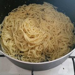 A picture of Parmesan Buttered Noodles.