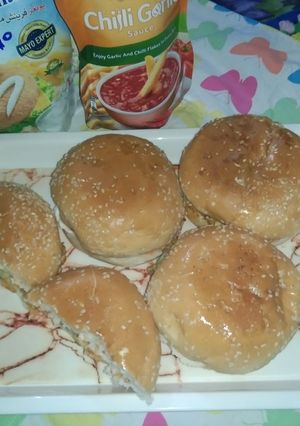 A picture of Egg keema burger.