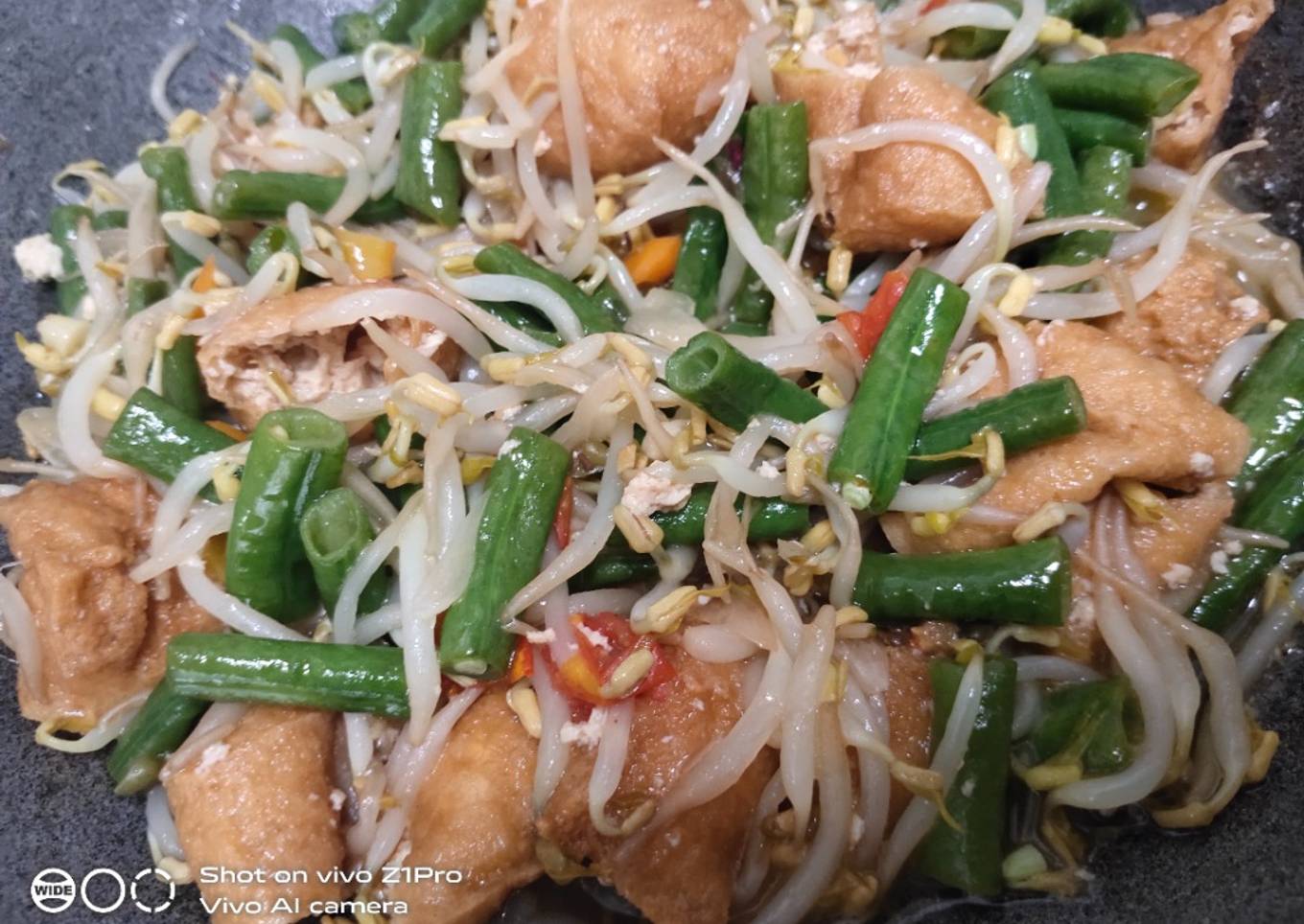 Tumis kacang pancang, tauge, tahu pong