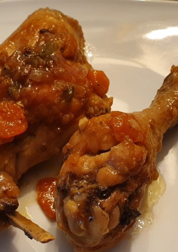 Una foto de Pollo y conejo a la cerveza