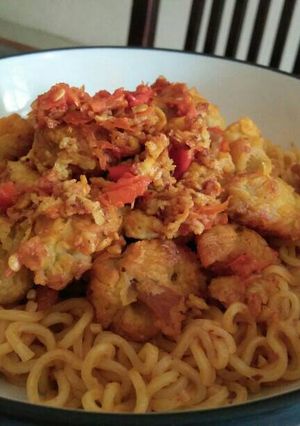 Foto resep Kreasi indomie ayam goreng tepung pedas