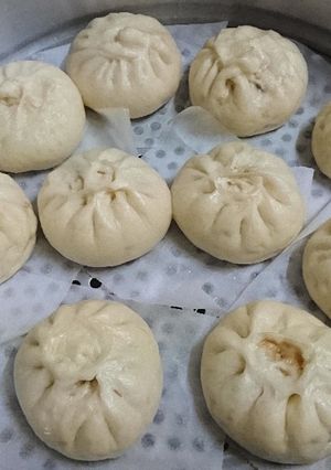 手做蔬菜蔥肉包 的食譜成品照片