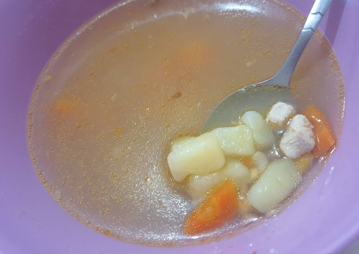 Sup Daging dengan Kentang, Wortel, Tomat dan Jagung