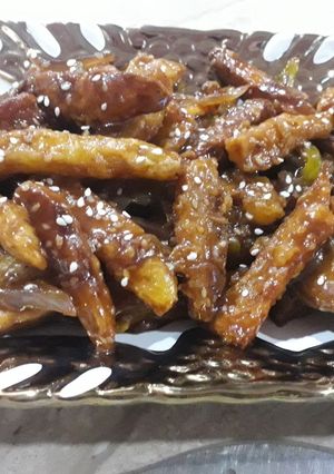 A picture of Honey chilli potato.