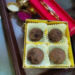 A picture of Choco walnut Truffle.