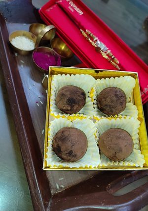 A picture of Choco walnut Truffle.