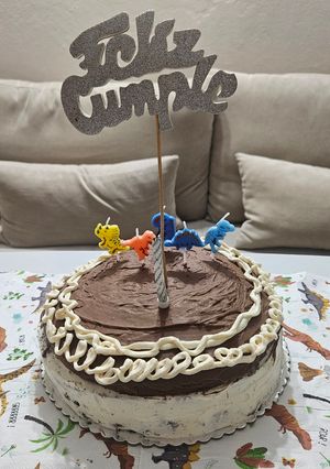 Una foto de Torta de Chocolate con Chantilly y Baño de Repostería