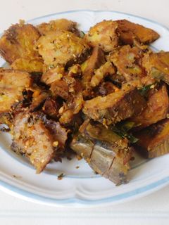 வாழைக்காய் கறி அமுது (சுக்கா) செய்முறை முக்கிய புகைப்படம்