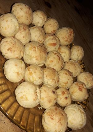 Una foto de Pan de queso con cebolla de verdeo