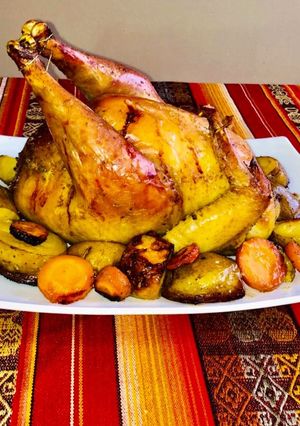 Una foto de Gallina Rellena al Horno 👨🍳