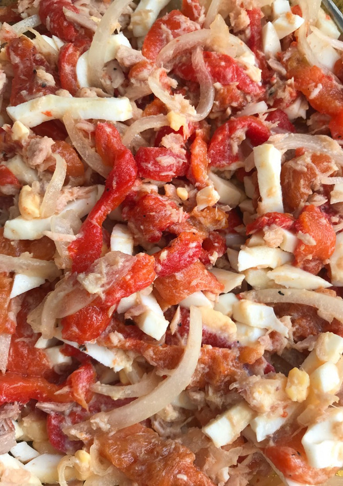 Una foto de Ensalada con pimientos asados