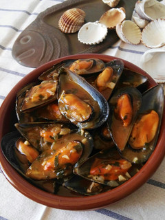 Una foto de Mejillones en salsa picante