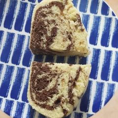 A picture of Auntie's steamed zebra cake.