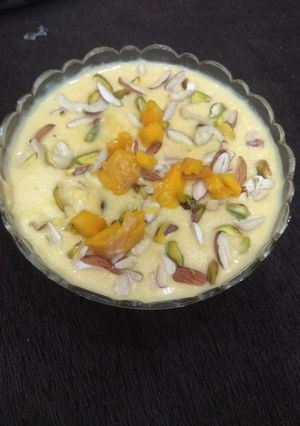 शाही मैंगो फिरनी (Shahi mango phirni recipe in Hindi) रेसिपी मुख्य फोटो