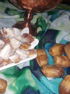 عکسی از دستور چیپس خرما هلی☕