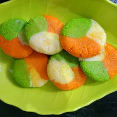 A picture of Tricolour Peda.