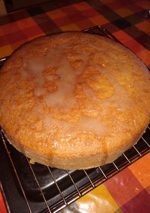 Una foto de Bizcochuelo húmedo de naranja