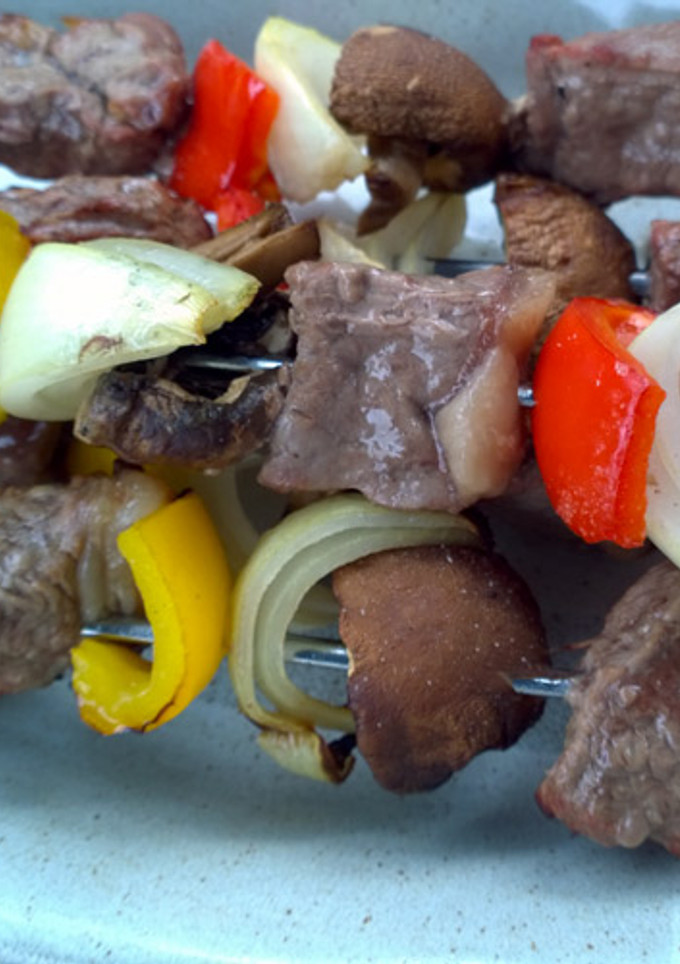 Una foto de Pinchos de carne al estilo italiano