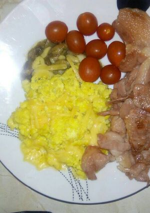 A picture of My simple breakfast.
