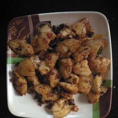 A picture of Fried idli.