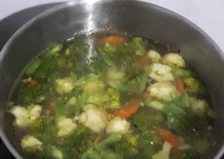 Resep Sup brokoli kembang kol buncis, Bisa Manjain Lidah