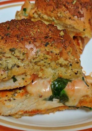 A picture of Chicken Parmesan Sliders.