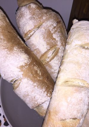 Una foto de PAN BAGUETTE CASERO 🥖