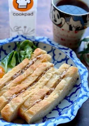 A picture of Tuna Mayo Sandwich with Rice Bread.