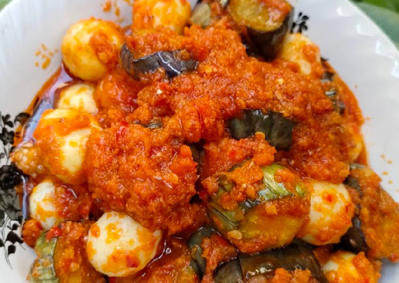 Resep Balado Telur Puyuh + Terong Pedas yang Bisa Manjain Lidah