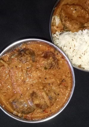 बैंगन करी (Baingan Curry recipe in hindi) रेसिपी मुख्य फोटो