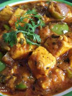 कढ़ाई पनीर (kadhai paneer in Hindi) रेसिपी मुख्य फोटो