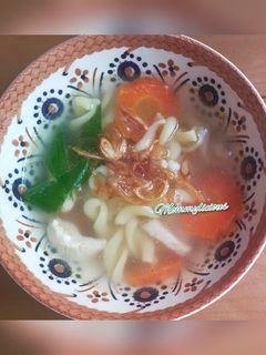 Foto resep Sup Ayam Makaroni Simple Mommylicious
