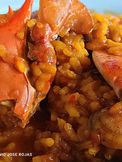 Una foto de Arroz meloso de cangrejo azul