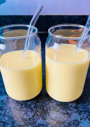 A picture of Mango Shake.