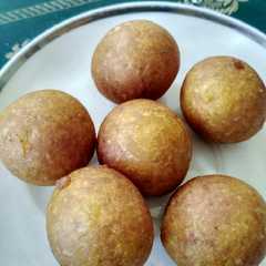 A picture of Bola-bola Ubi (non kopong).
