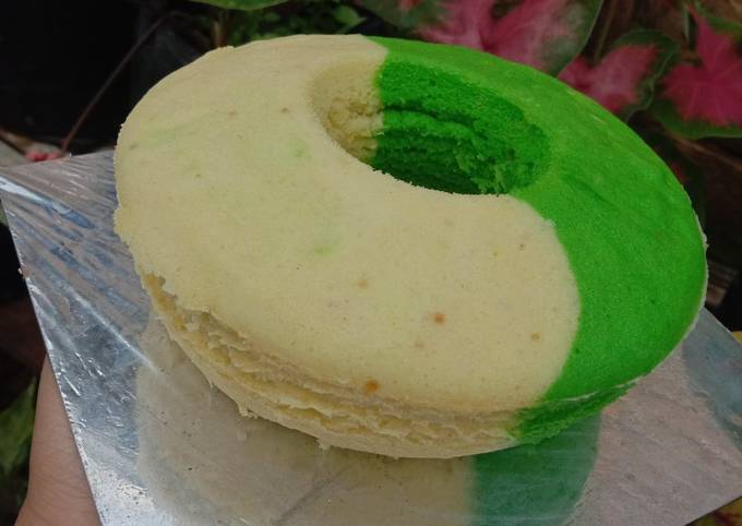 Langkah Mudah untuk Menyiapkan Bolu air 1 telur yang Menggugah Selera