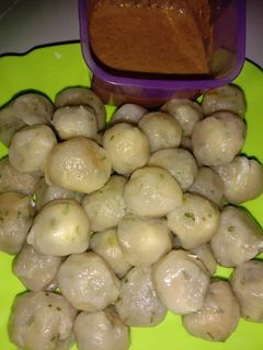 Foto resep Cilok Telur Puyuh Sambal Kacang