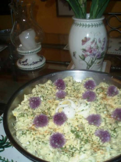 A picture of Mom's Potato Salad.