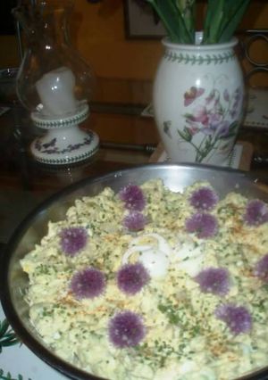 A picture of Mom's Potato Salad.